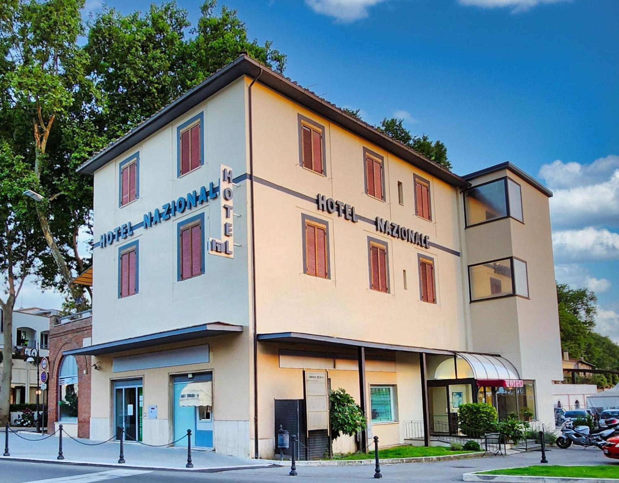 בולסנה Hotel Nazionale מראה חיצוני תמונה